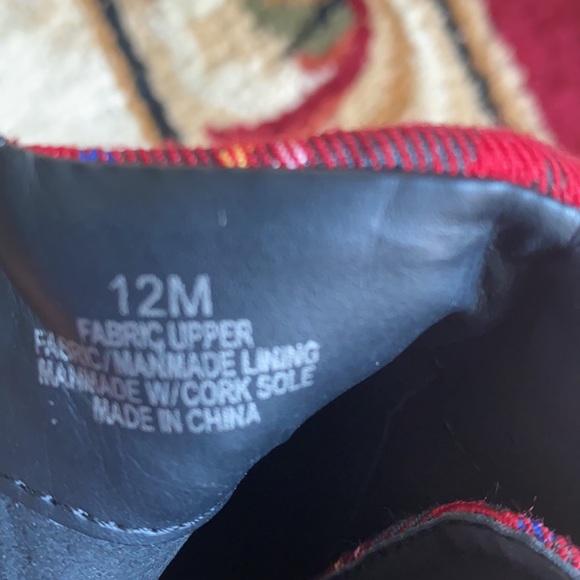 Ambelynn Plaid Heeled Hiker Lug Sole Combat Bootie - Picture 6 of 12